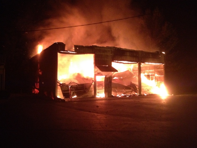 Richards Body Shop >> Fire Destroys Biggerstaff Body Shop Columbia Ky On Richards Body Shop >> Fire Destroys Biggerstaff Body Shop Columbia Ky On