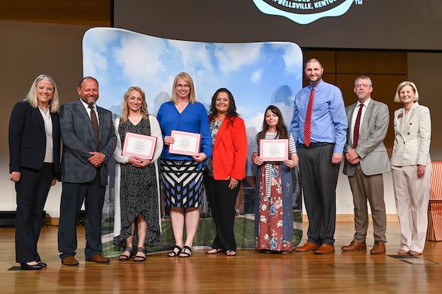 Metcalfe teachers honored by CU Excellence program on ColumbiaMagazine.com